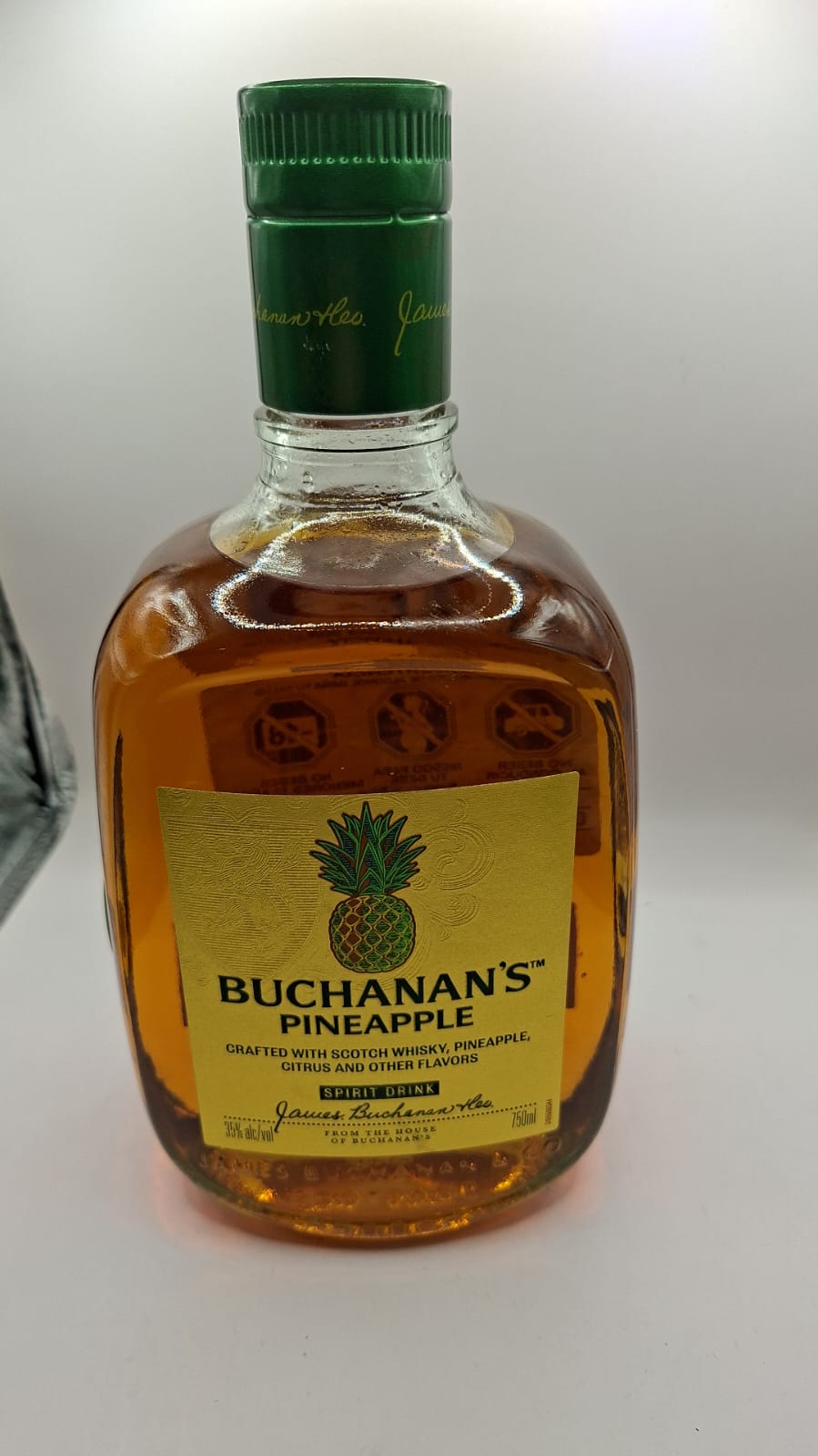 Buchanan's Pineapple